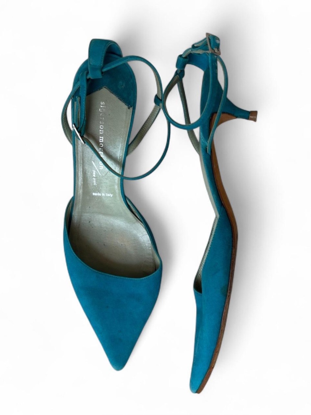 Vintage Sigerson Morrison Teal Pointed Toe Suede Heels
Made in Italy
Size 9 - Picture 2 of 7